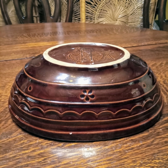 Mar-Crest Old Fashioned Oval Daisy Dot Stoneware - Picture 4 of 7